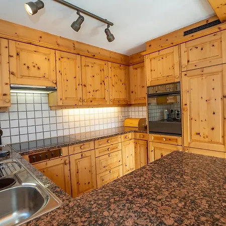 Apartment Chasa Nalains *