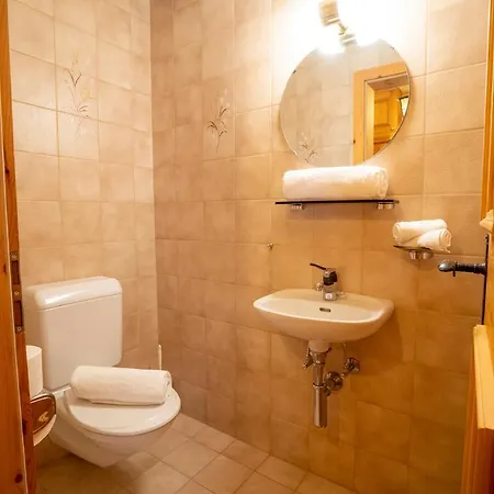 Chasa Nalains Apartman *